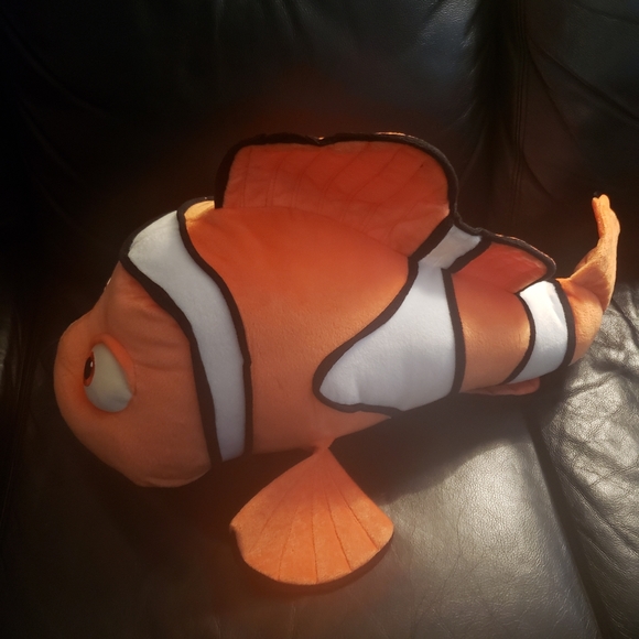 Finding Nemo Jumbo Plush hasbro Disney Pixar Extra Big Toy Clown Fish 28… - Picture 3 of 6